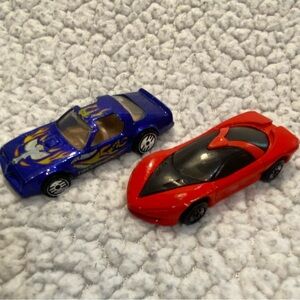 Hot Wheels Lot of 2 Pontiac Trans Am Hot Bird 1977 & Pontiac Banshee 1989.